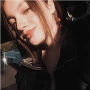 Studentessa madrelingua inglese con certificazione C1 impartisce lezioni d’inglese